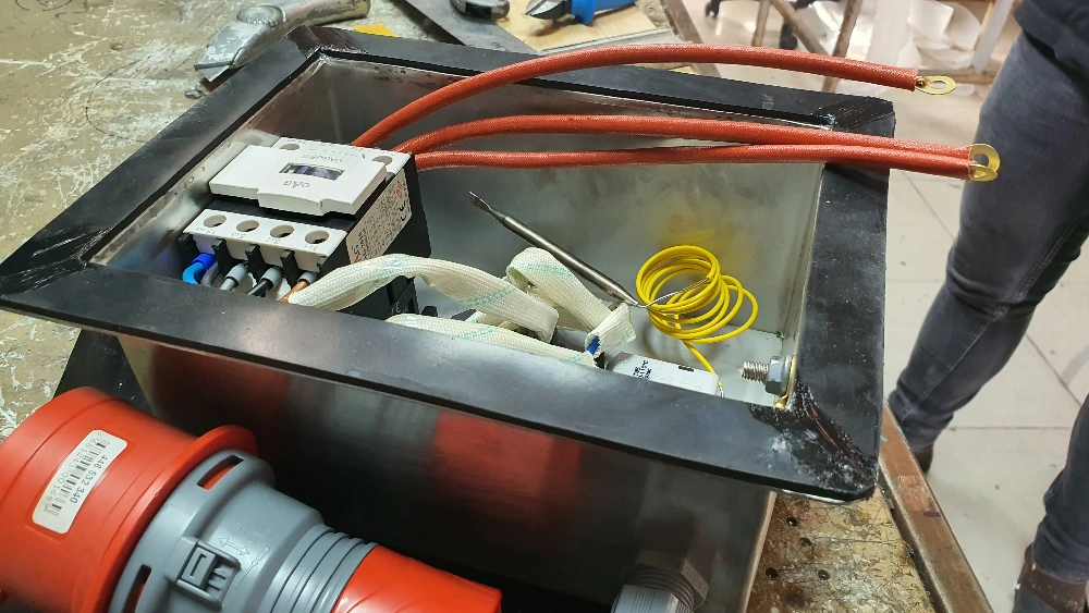 Elektrikli Islatma Kazanı Pano Montajı